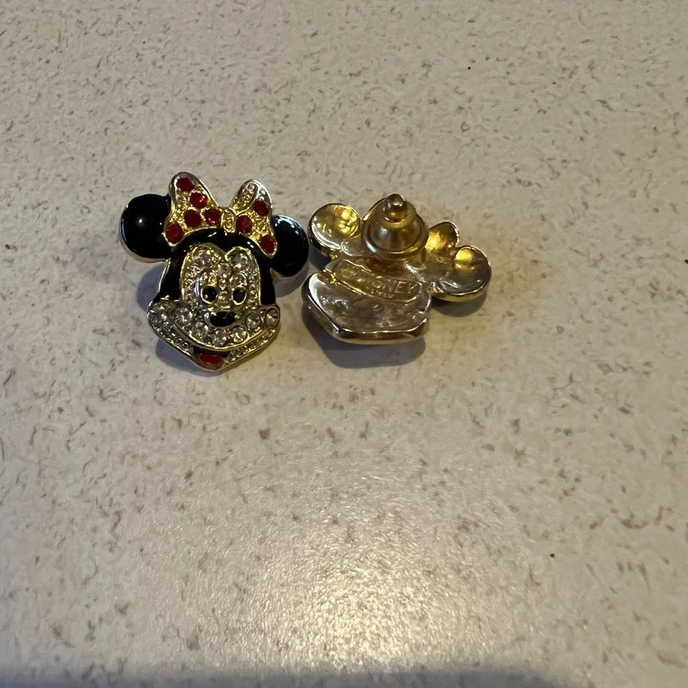 Mini mouse pins! Super cute! - Picture 3 of 3